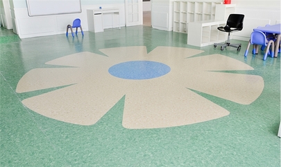 镇江塑胶地板（PVC地板）安装施工全解析 专业工艺与注意事项